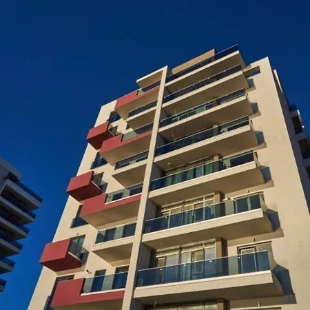 Alexis Lake View Apartmán